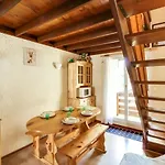 Triplex A Pour 5 Pers., Parking, Balcon, A 1 Km Des Pistes Et Du Centre - Fr-1-401-67